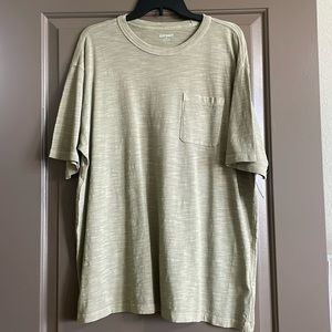 men’s front pocket tshirt